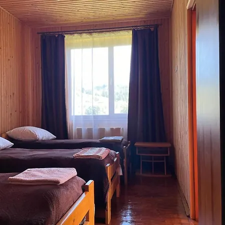 старе подвір'я 3* Werchowyna