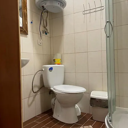 Frühstückspension старе подвір'я