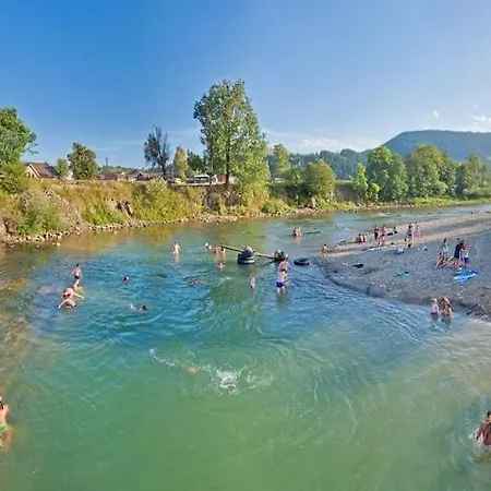 старе подвір'я Frühstückspension Werchowyna