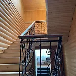 старе подвір'я Bed & Breakfast 3*