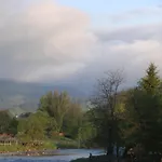 старе подвір'я Verkhovyna