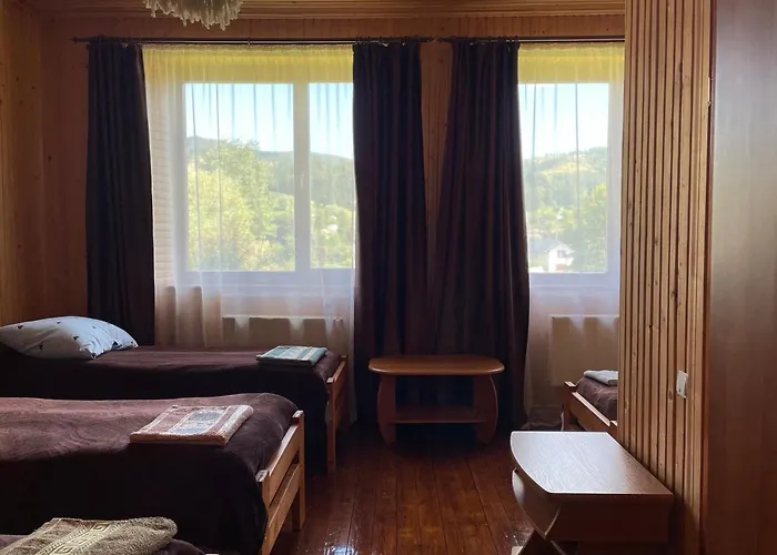 Bed & Breakfast старе подвір'я 3*