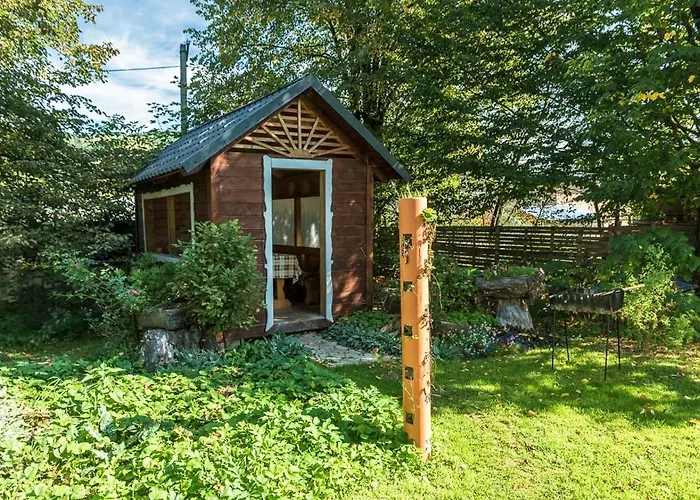 Bed & Breakfast старе подвір'я 3*